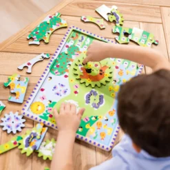 Animal Chase I-Spy Wooden Gear Puzzle