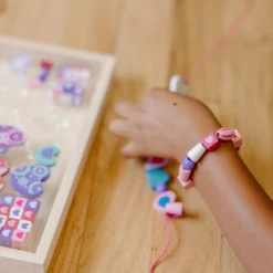 Created by Me! Heart Beads Wooden Bead Kit