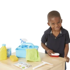 Let's Play House! Spray, Squirt & Squeegee Play Set