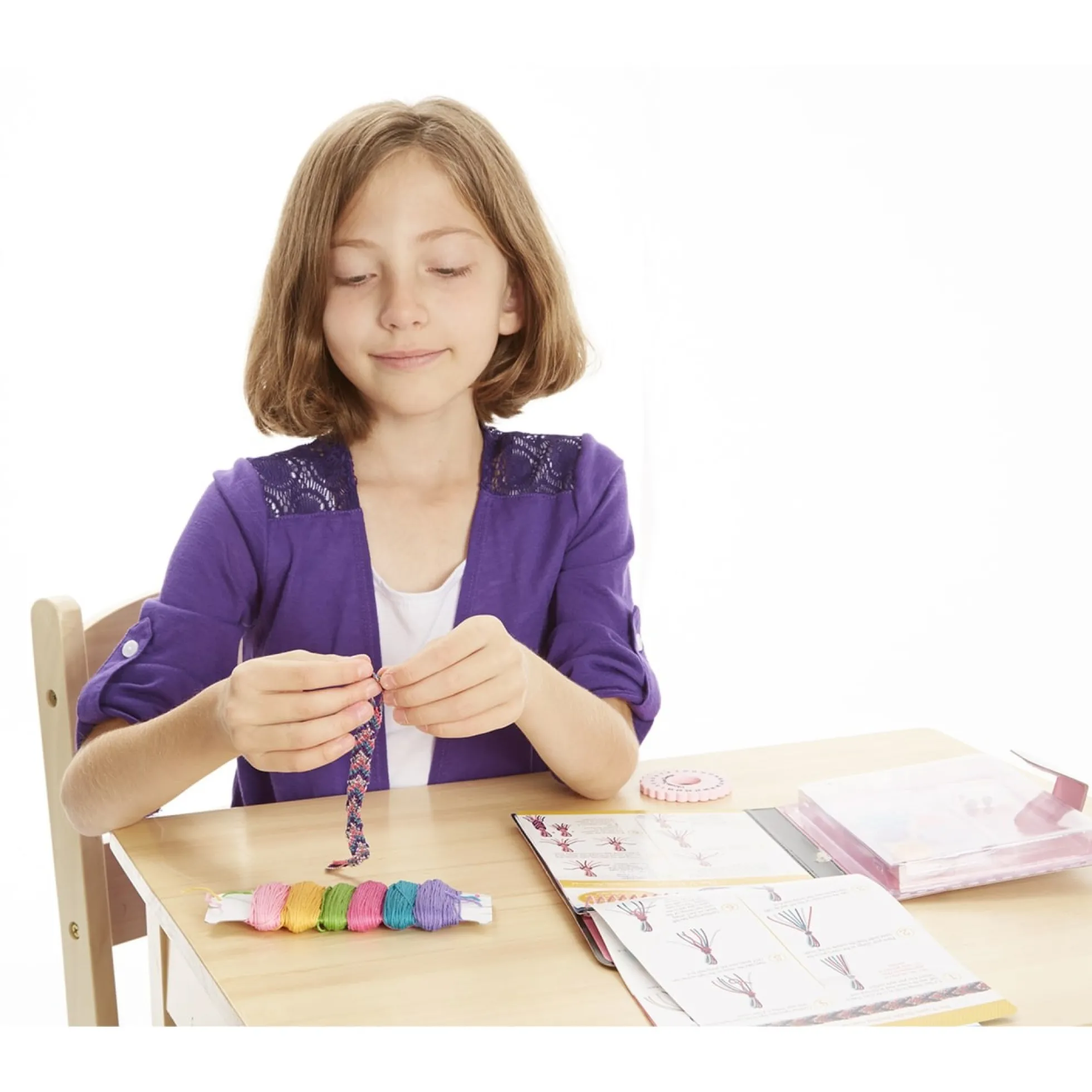 On the Go Crafts - Friendship Bracelets
