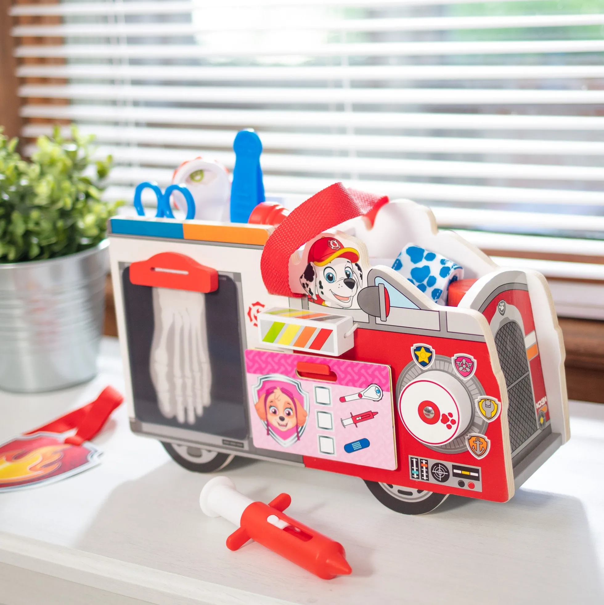 PAW Patrol Marshall's Wooden Rescue Caddy