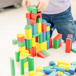 200 Piece Wood Blocks Set