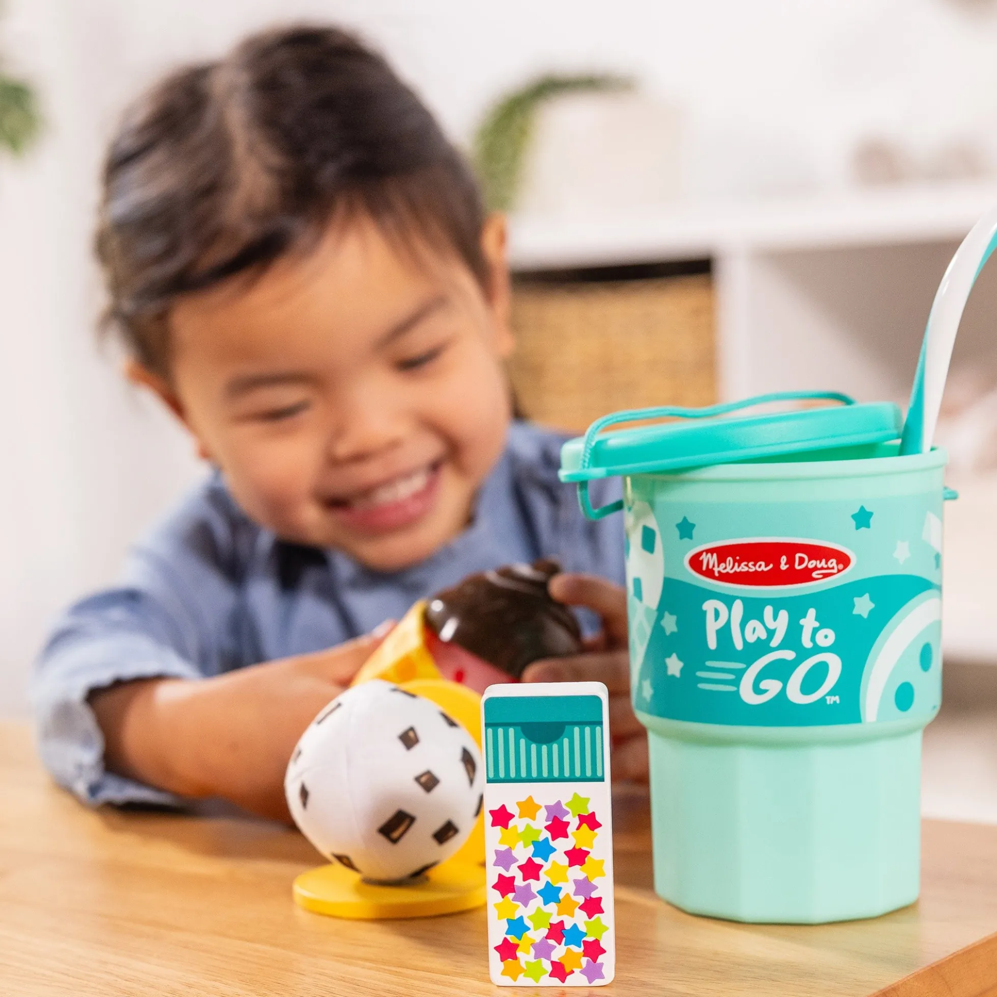 Play to Go Ice Cream Play Set