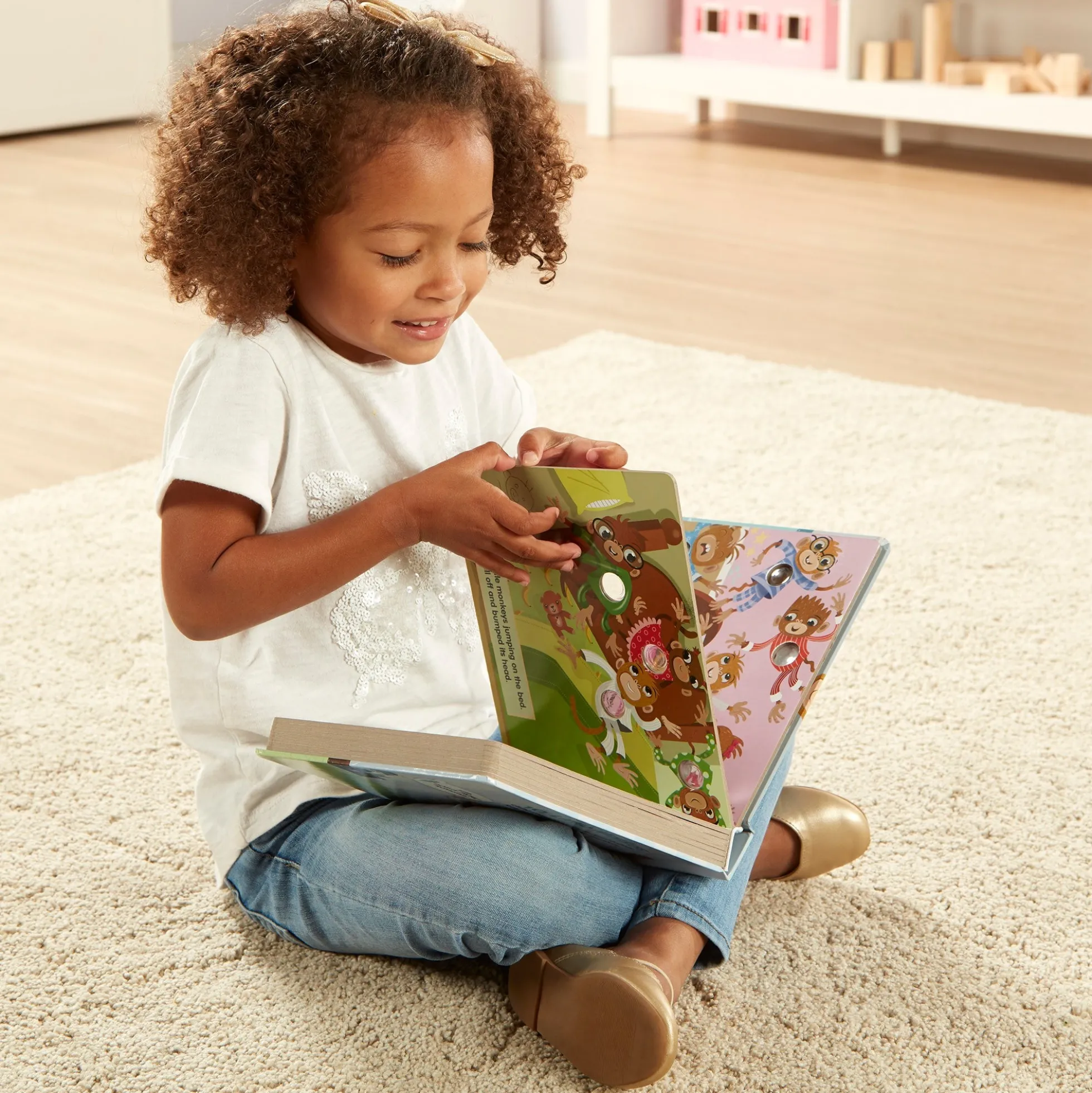 Poke-a-Dot: 10 Little Monkeys Board Book