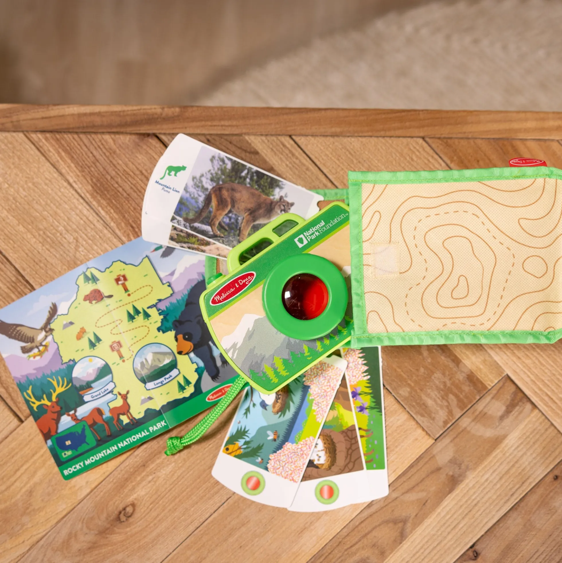 Rocky Mountain National Park Sights & Sounds Wooden Toy Camera Play Set