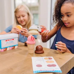 Scoops & Sandwiches Ice Cream Play Set