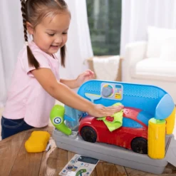 Spray & Shine Car Wash Play Set