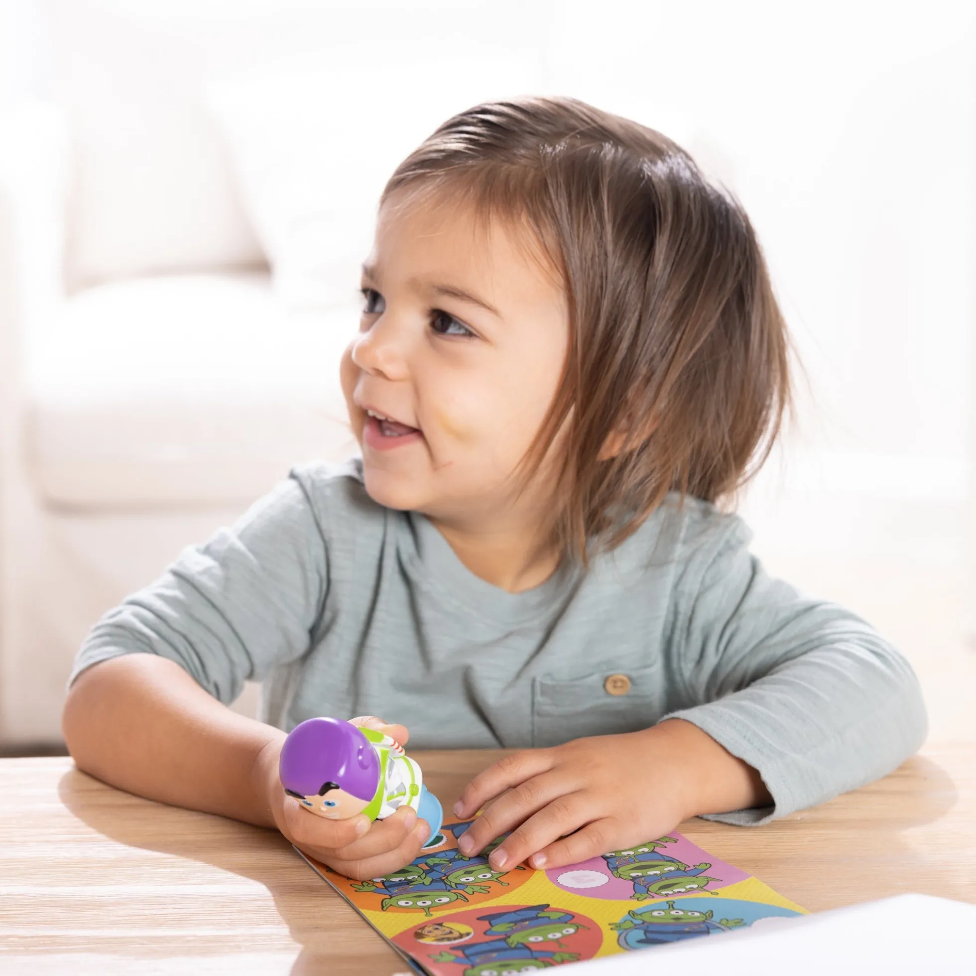 Sticker WOW!™ Activity Pad & Sticker Stamper - Buzz Lightyear