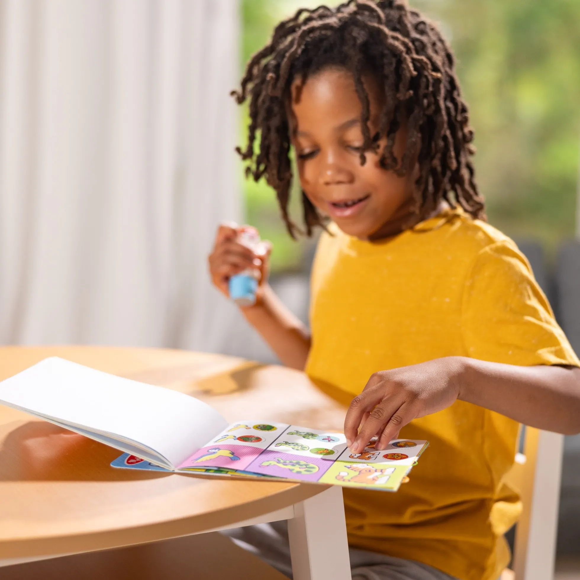 Sticker WOW!™ Activity Pad & Sticker Stamper - Tiger