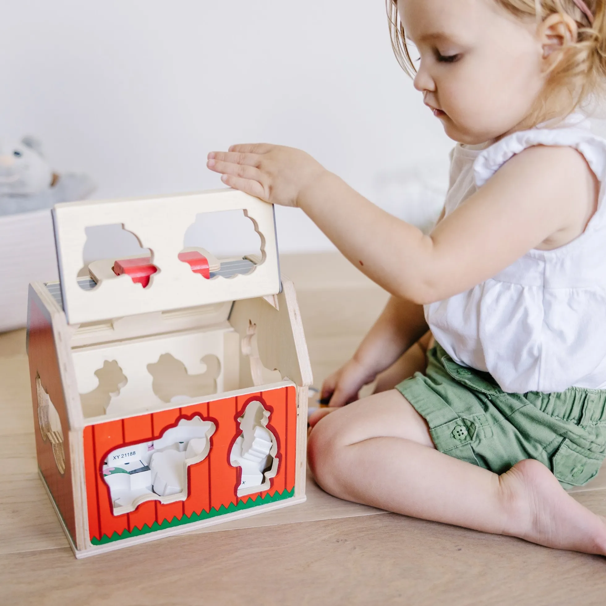 Take-Along Sorting Barn