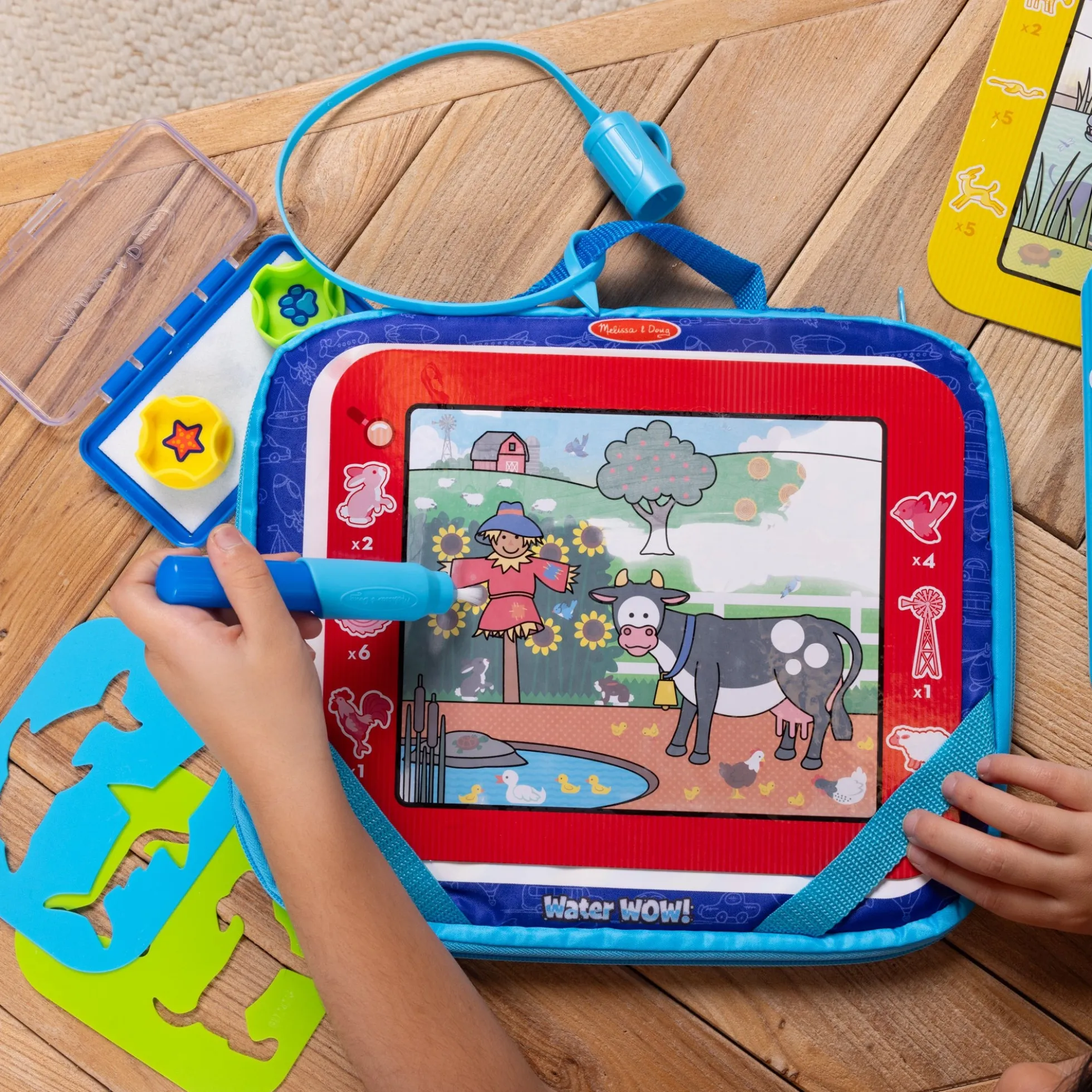 Water WOW! Take-Along Multi-Activity Drawing Set