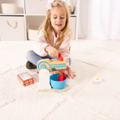 Wooden Make-a-Cake Mixer Set